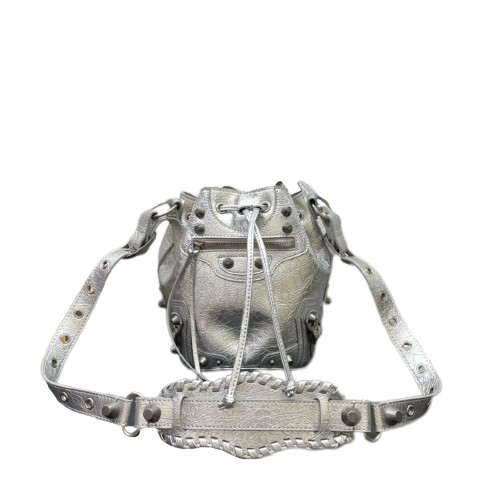 2F0CB69C-B1B4-41F1-901E-91A4A2AE61E1 2F0CB69C-B1B4-41F1-901E-91A4A2AE61E1